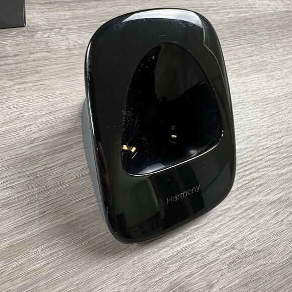 Logitech Harmony Ultimate Home w Remote, Hub, 2 IR Blasters Boxed #915-000237 - Picture 8 of 15